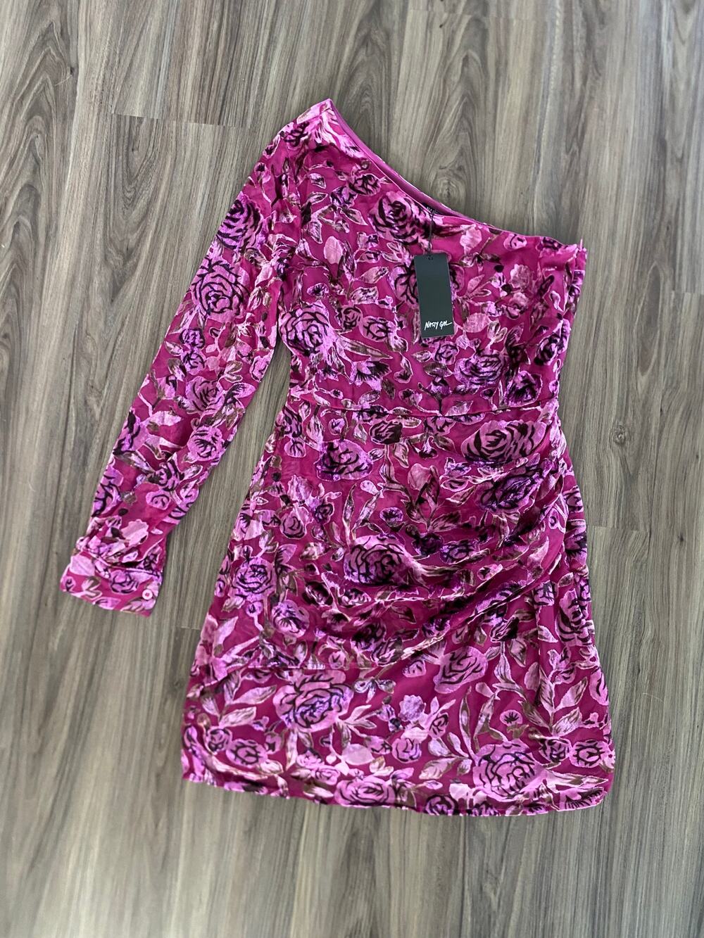 Size 2 NWT Nasty Gal One Shoulder Pink Floral Ruched Mini Dress Versace Inspired